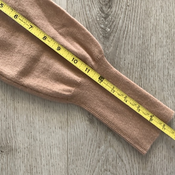 Pure collection cashmere size 8/10 luxury Cozy Tan Turtleneck Sweater High-Low‎ - Picture 7 of 9